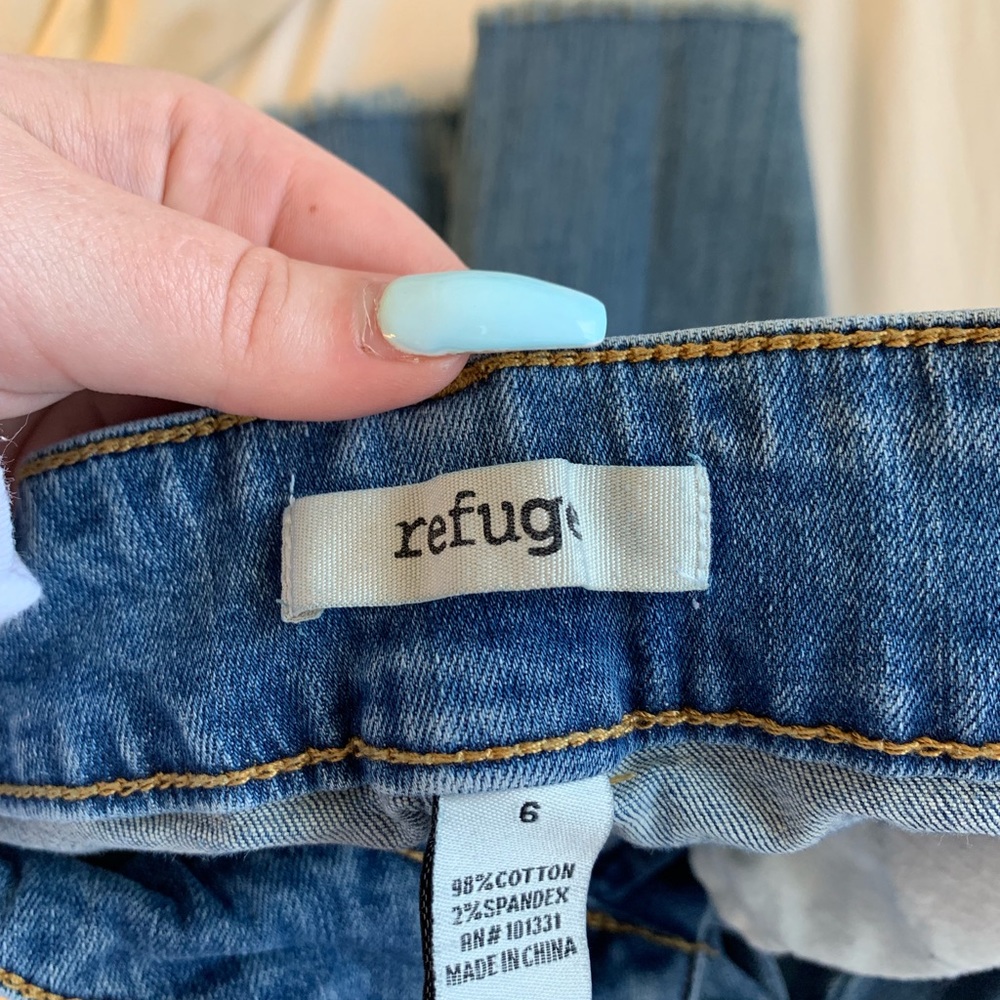 jeans - Picture 3 of 3